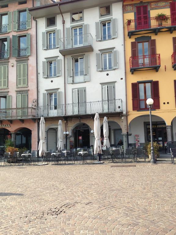 Ferienwohnung La Casa Del Porto Lovere Zimmer foto